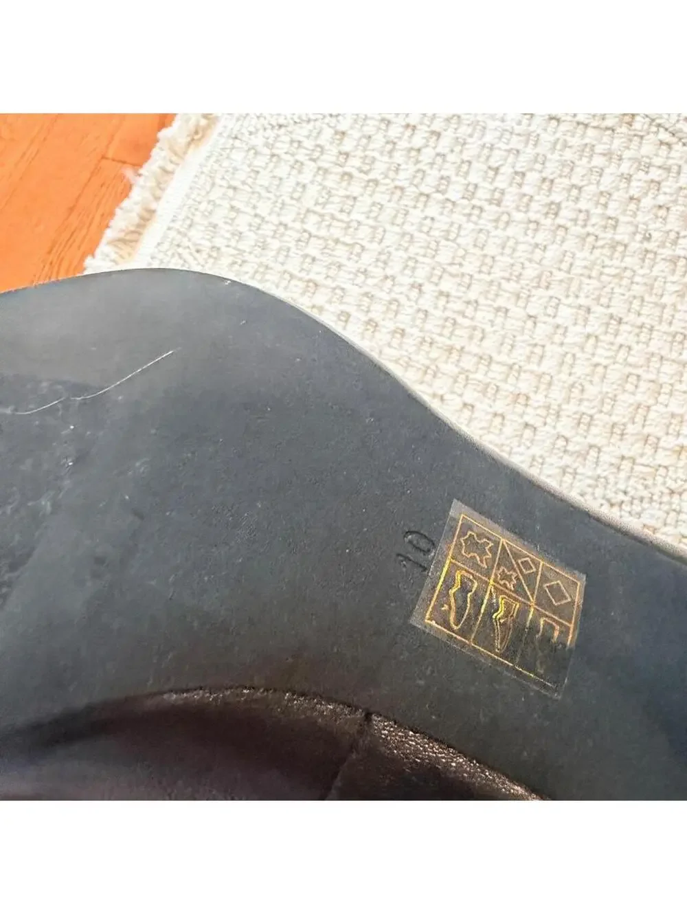 Jeffrey Campbell Hints-3 Pumps in Black